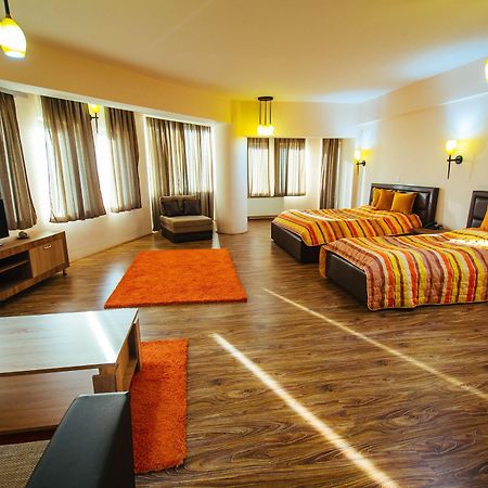 Hotel Kristal Palas Prilep Dış mekan fotoğraf