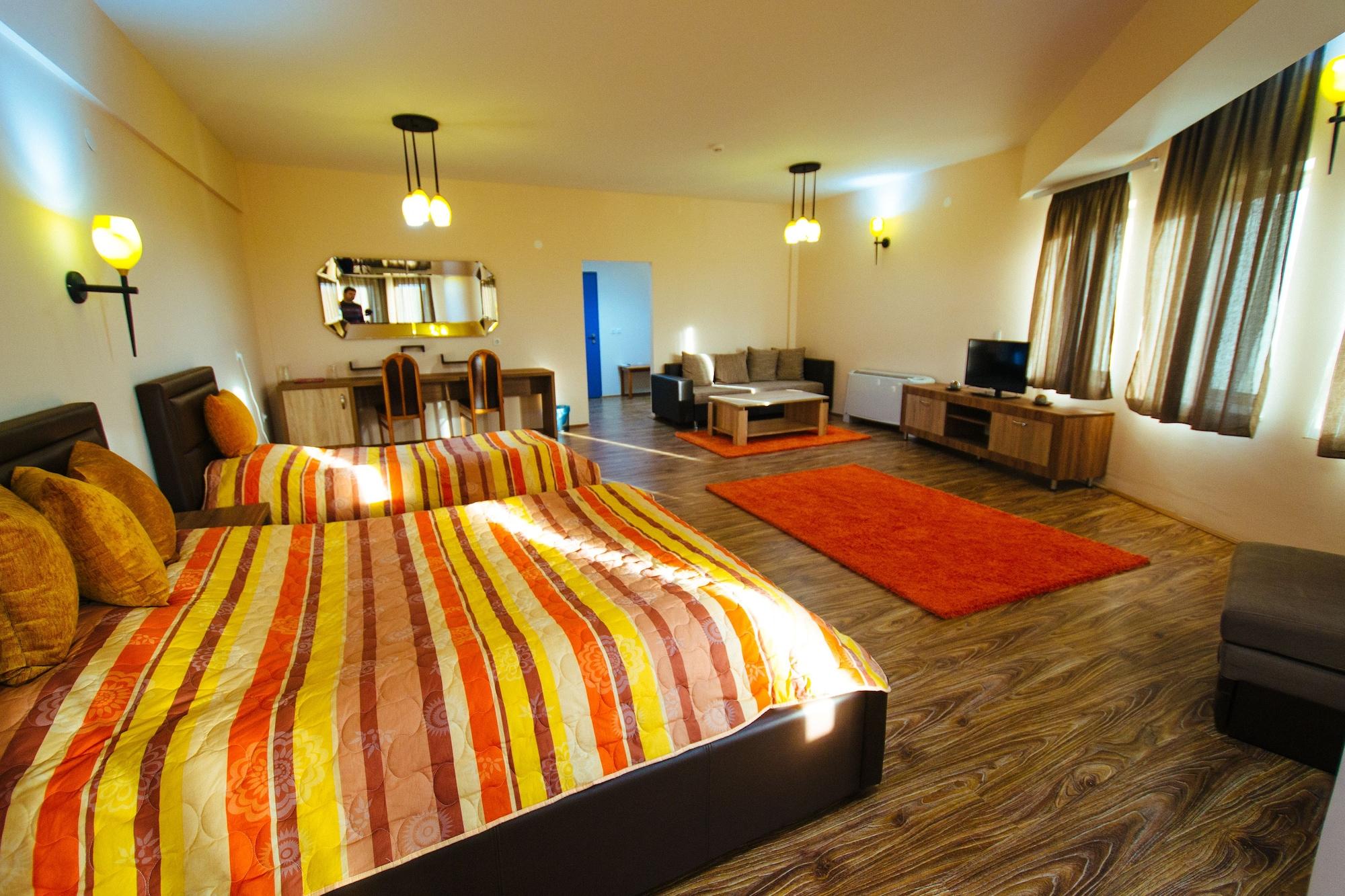 Hotel Kristal Palas Prilep Dış mekan fotoğraf