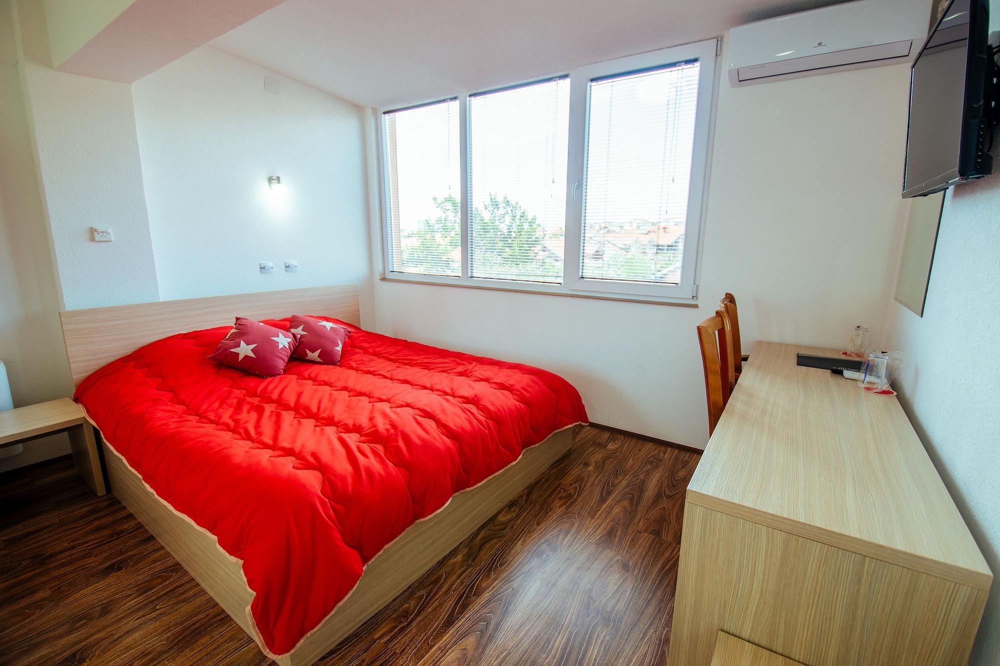 Hotel Kristal Palas Prilep Dış mekan fotoğraf
