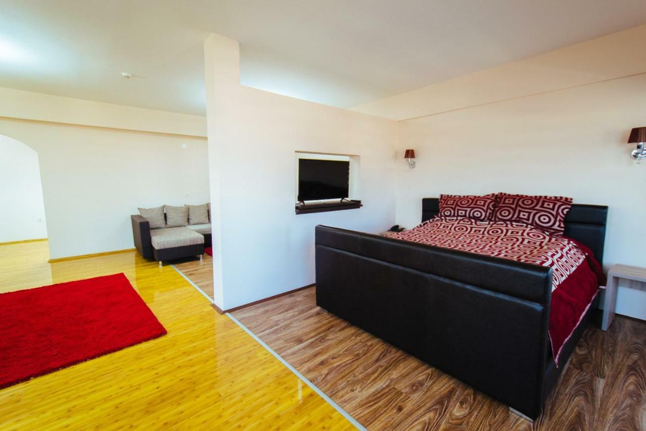 Hotel Kristal Palas Prilep Dış mekan fotoğraf